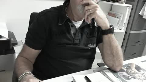mature hairy guy online show from June 13, 4:27 pm