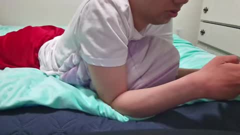 Prozacplz online show from April 25, 4:15 am