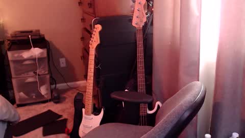 Snapshot of psilocipher chatting on December 5, 5:29 pm Sk8wave online show from December 5, 5:29 pm