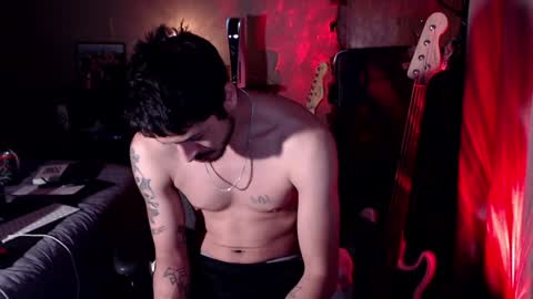 Snapshot of psilocipher chatting on January 29, 9:23 am Sk8wave online show from January 29, 9:23 am