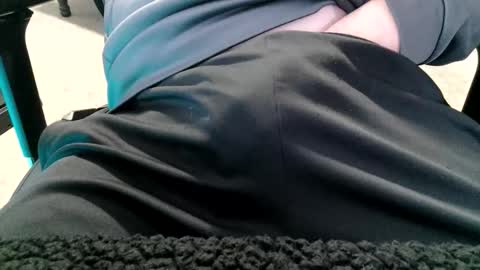 psylik690000 online show from May 24, 3:12 am