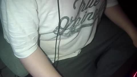 your mysterious man online show from March 22, 2:27 am