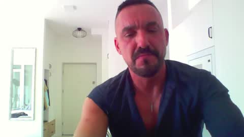 Snapshot of publicnakedtom chatting on November 1, 8:29 am publicnakedtom online show from November 1, 8:29 am