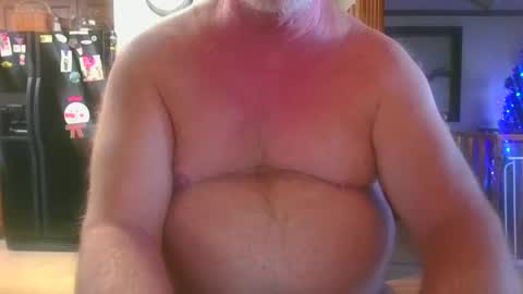 Snapshot of pussylover1365 chatting on January 9, 9:37 pm pussylover1365 online show from January 9, 9:37 pm