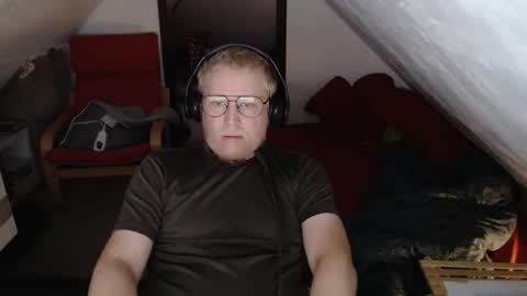 pussylovercb online show from October 2, 6:50 am