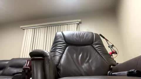 pussypleaser209 online show from April 1, 8:16 am