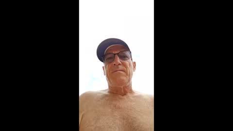 pyro5962 online show from May 10, 9:54 am