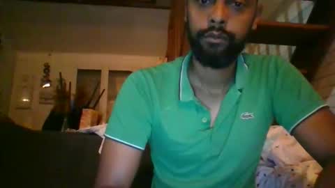 Snapshot of python974 chatting on October 26, 2:24 am Python online show from October 26, 2:24 am