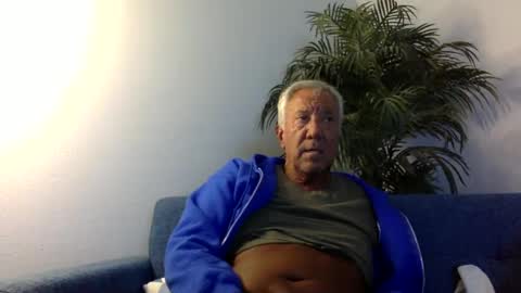 Jim online show from January 5, 2:49 am