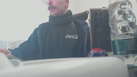 Raccoon68 online show from December 3, 1:21 pm