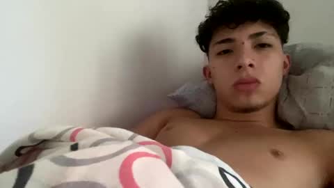 ramiroo2312 online show from February 17, 10:07 am