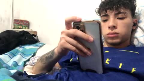 ramiroo2312 online show from October 23, 8:23 pm