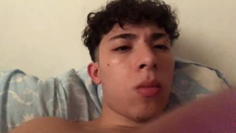 ramiroo2312 online show from March 7, 7:27 pm