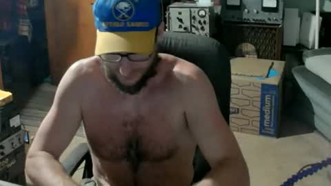 Randall online show from May 27, 1:57 am