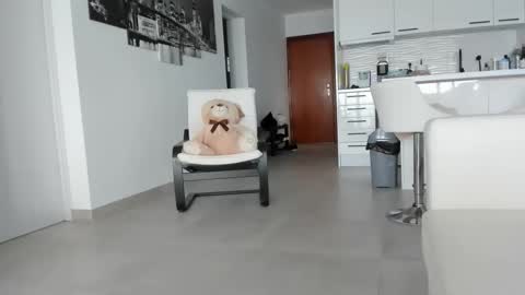 Snapshot of randythompson48 chatting on September 28, 8:34 am Silver Stallion TwitterRandyth53496071  and  ladyenglishxxx online show from September 28, 8:34 am