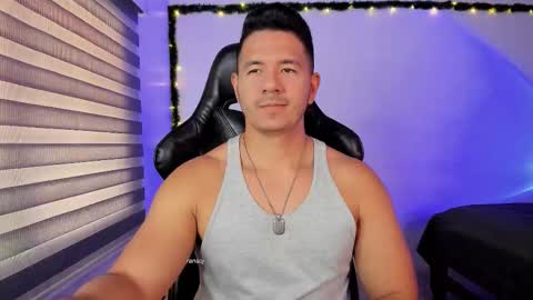 Jonas online show from February 9, 2:55 pm