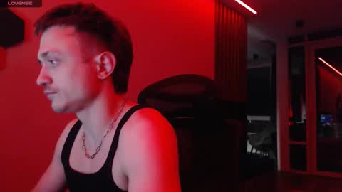 Snapshot of ravine_doleg chatting on October 1, 11:52 pm Alex Nash online show from October 1, 11:52 pm