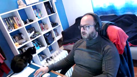 ravingr3d3 online show from January 6, 1:52 pm