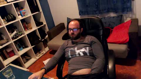 ravingr3d3 online show from January 12, 12:07 am