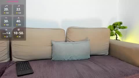 Adam online show from November 3, 7:04 pm