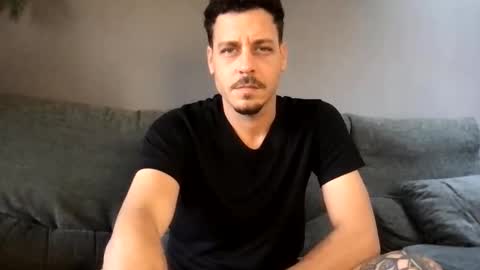 rawspn online show from April 21, 9:37 am