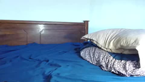 eyan online show from October 14, 2:07 am