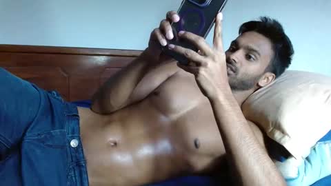 eyan online show from October 19, 3:11 am