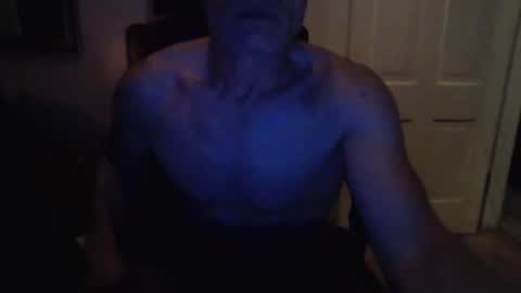 Snapshot of rdneckbitch chatting on October 21, 8:39 am rdneckbitch online show from October 21, 8:39 am