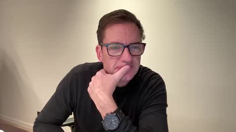 realstuff_ online show from December 3, 4:39 pm