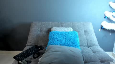 twitter REECET26 instagram RECCETAYLOR online show from January 14, 12:54 am