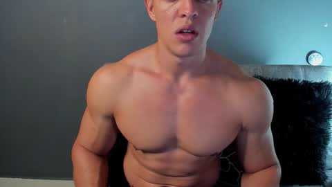 twitter REECET26 instagram RECCETAYLOR online show from September 29, 12:42 am