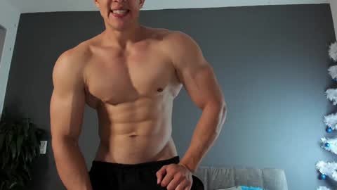 twitter REECET26 instagram RECCETAYLOR online show from December 5, 12:30 am