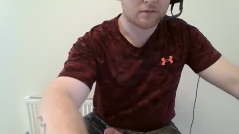 Snapshot of redbwc96 chatting on March 8, 11:44 am redbwc96 online show from March 8, 11:44 am