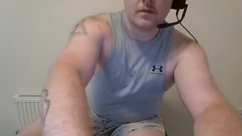 Snapshot of redbwc96 chatting on October 22, 7:56 am redbwc96 online show from October 22, 7:56 am