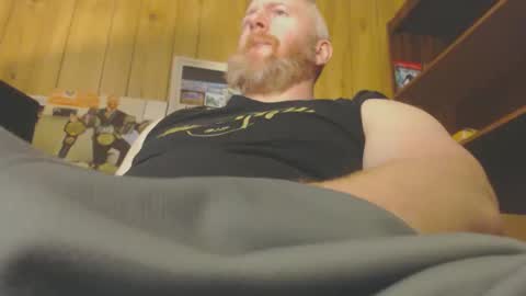 theredhead4fun online show from December 15, 7:33 pm