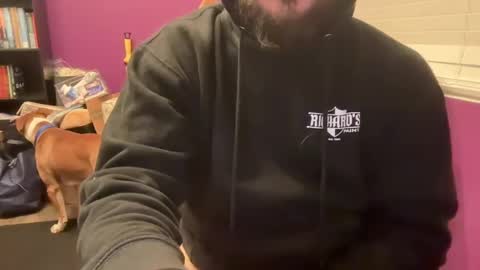 redrover69420 online show from October 25, 2:13 am