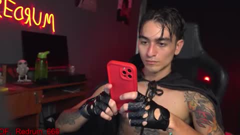 Red online show from November 5, 6:10 pm