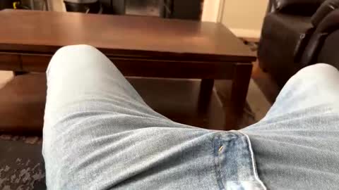 Reed online show from April 13, 4:29 pm