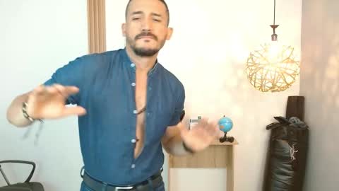 Snapshot of reiko_85_ chatting on September 10, 3:43 pm   REIKO  online show from September 10, 3:43 pm
