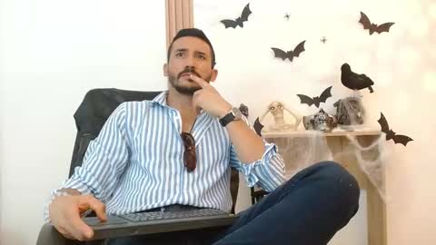 Snapshot of reiko_85_ chatting on October 7, 3:38 pm   REIKO  online show from October 7, 3:38 pm