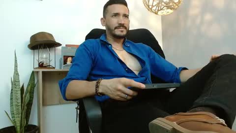 Snapshot of reiko_85_ chatting on January 21, 7:50 pm   REIKO  online show from January 21, 7:50 pm