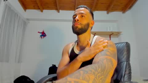 Rmy Steen online show from November 2, 3:22 am