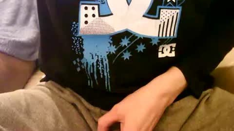 Mark online show from December 8, 8:30 am