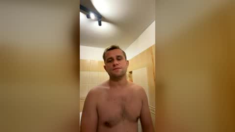 reyver94 online show from July 8, 3:05 pm