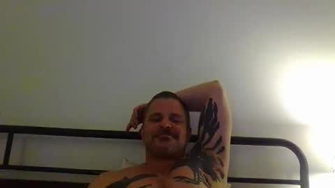 Snapshot of rfftl chatting on October 24, 12:02 am rfftl online show from October 24, 12:02 am