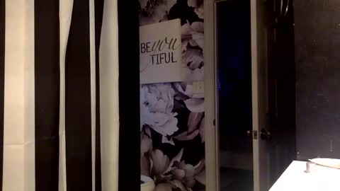 Rhino online show from December 19, 8:02 pm