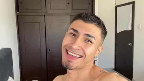 Richard online show from November 26, 3:31 am