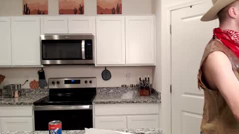 Richie online show from October 18, 1:10 am