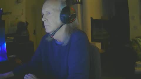 rickl56 online show from December 15, 1:24 am