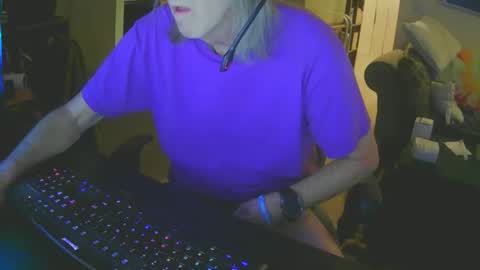 rickl56 online show from October 21, 10:12 pm